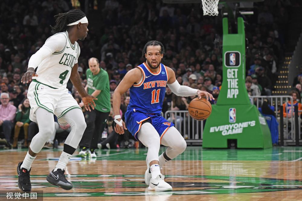 得两枚金牌 得两枚金牌